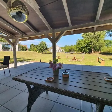 , Nad Jeziorem Z Możliwością Wędkowania Do 7 Osób *